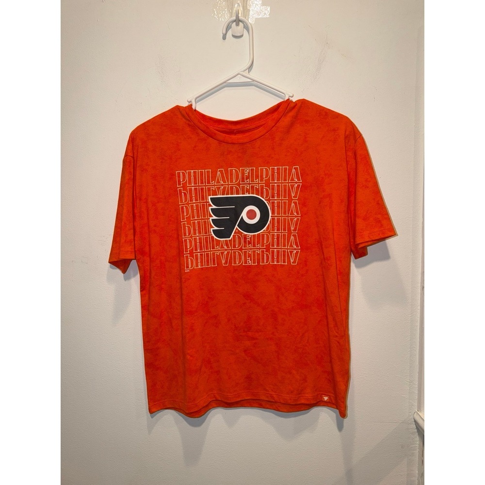 Philadelphia Flyers Fanatics Womens Faded Wash TShirt. Size Small (NWTS)